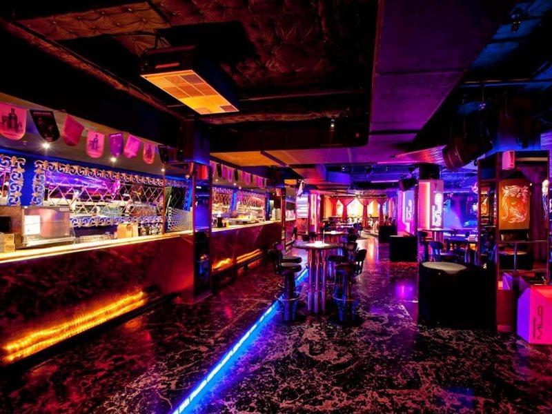 108 Hotel By Him Jakarta Eksteriør billede