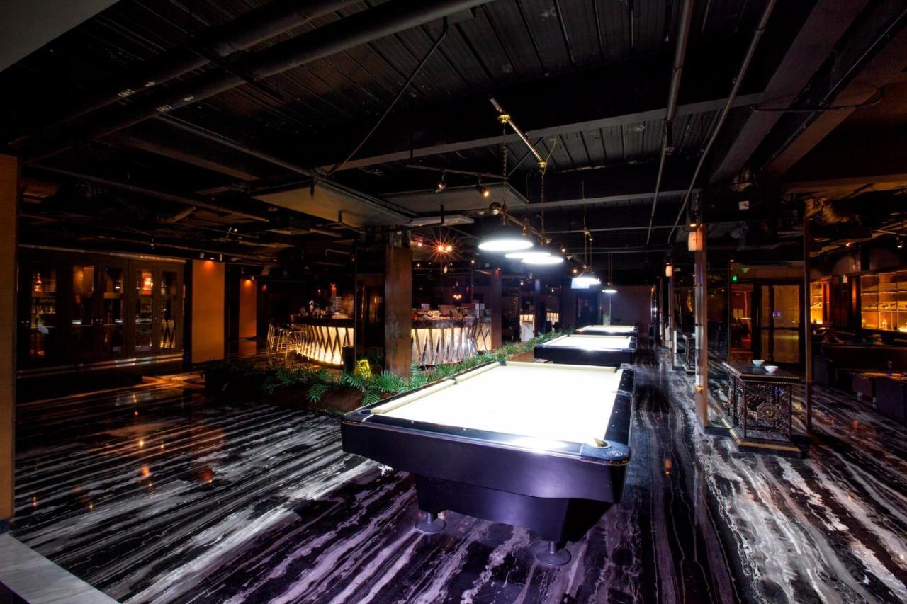 108 Hotel By Him Jakarta Eksteriør billede